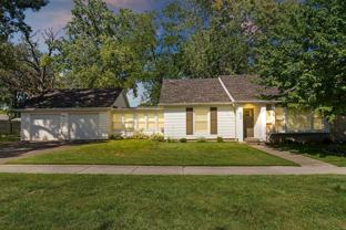 500 W Pacific Ave - Photo 1 of 1