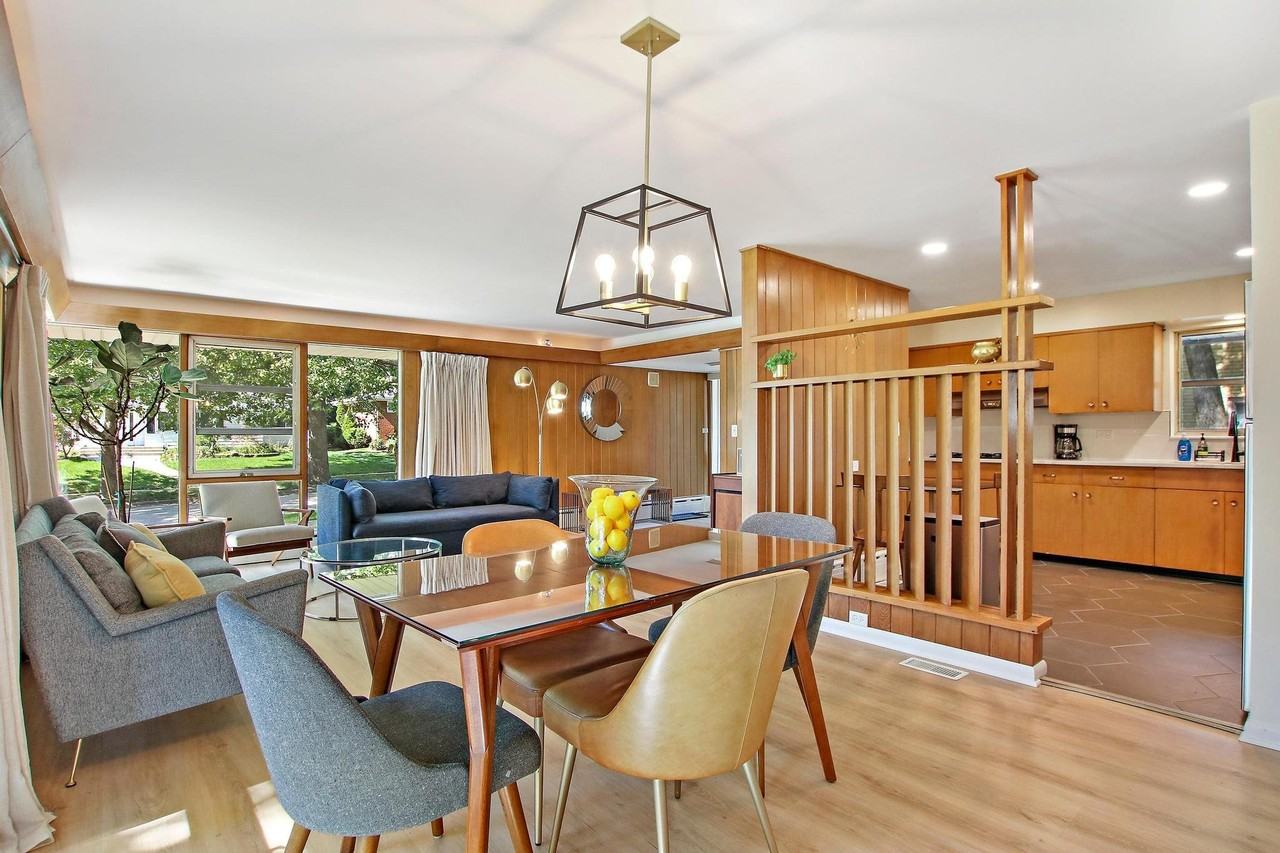 435 Lynn Ter - Photo 5 of 18