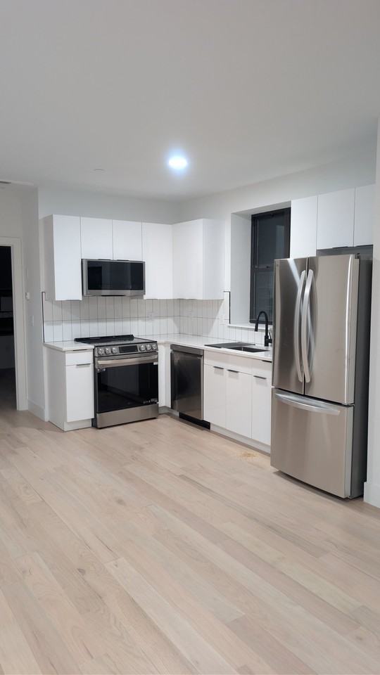 501 Central Ave #2D - Photo 3 of 6
