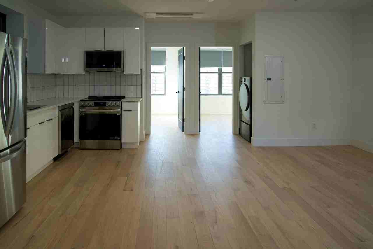 501 Central Ave #2D - Photo 5 of 6