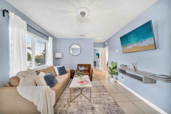 3331 Lake Ave - Photo 5 of 8