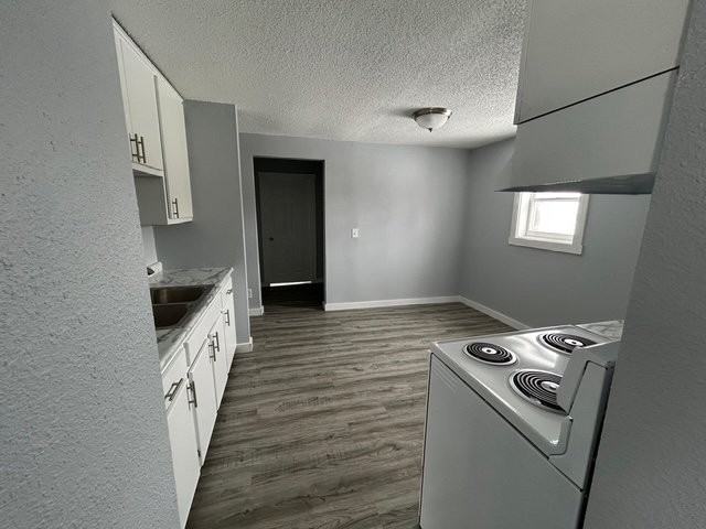 410 W Lyon Ave #410 - Photo 3 of 11