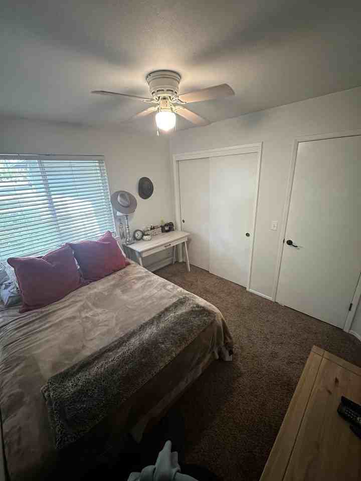 779 Victorian Park Dr - Photo 2 of 4