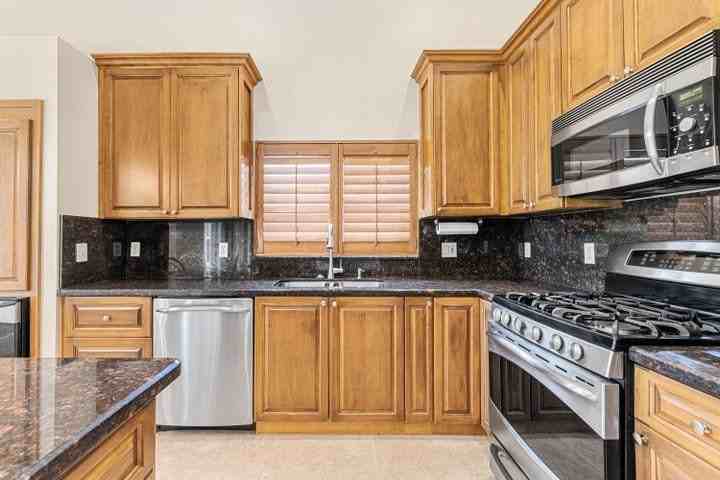 11175 Nantucket Bay Ct - Photo 4 of 10