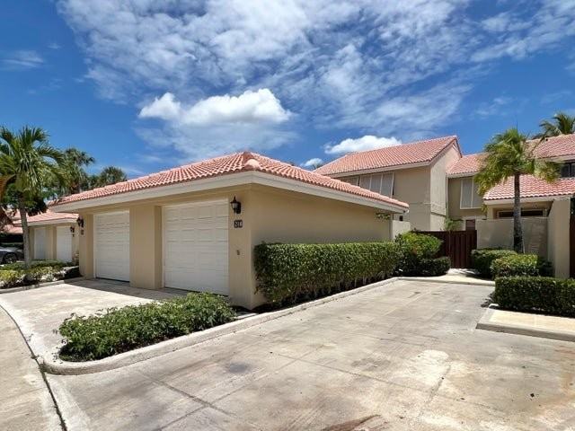 218 Old Meadow Way - Photo 2 of 11