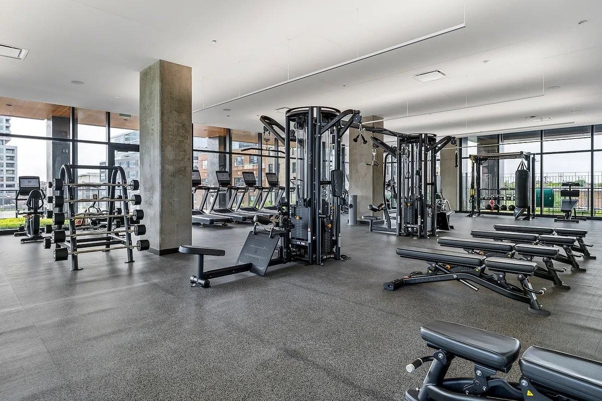 151 N Elizabeth St #220E - Photo 2 of 9