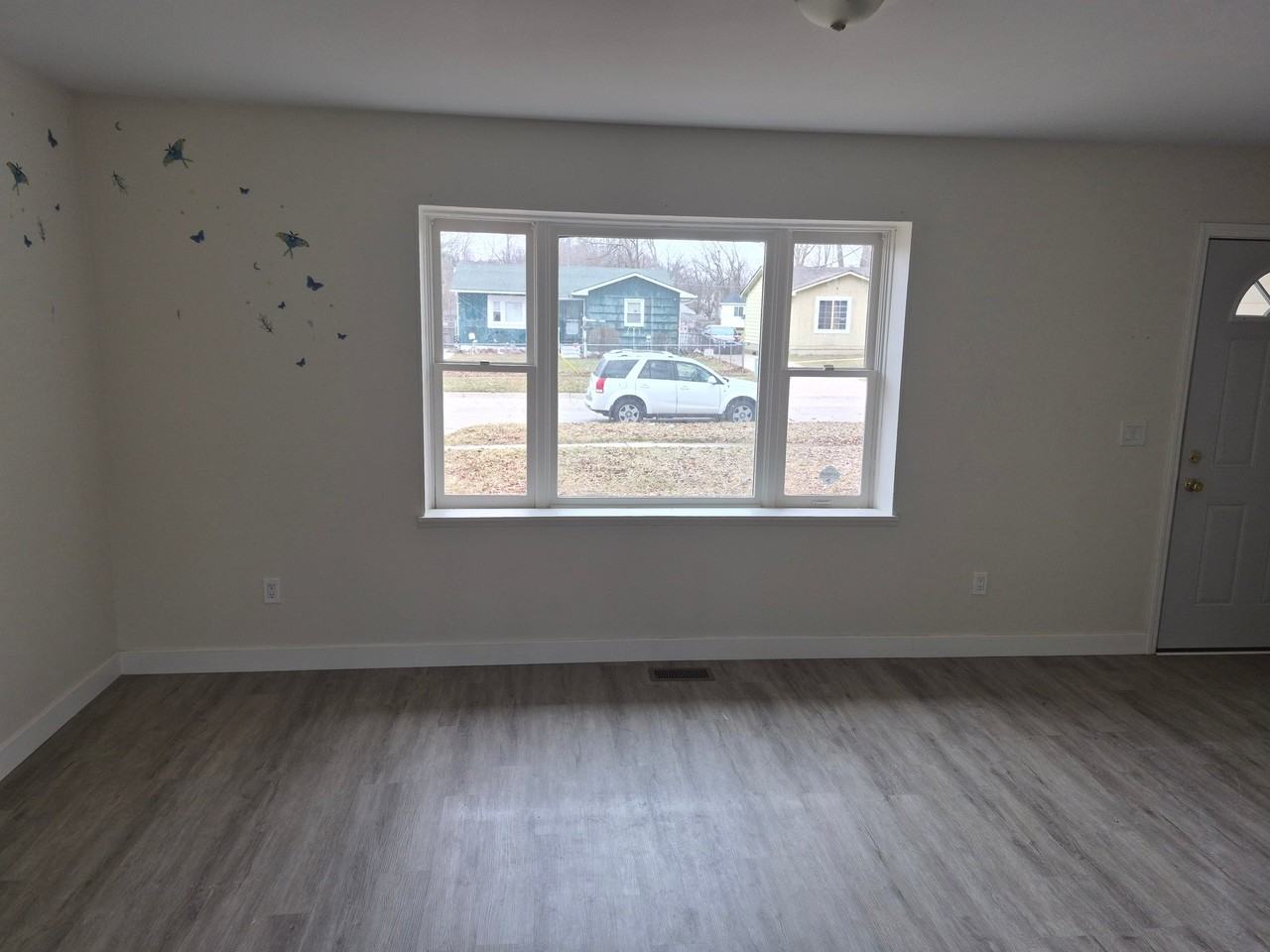 2710 Eaton Pl - Photo 3 of 8