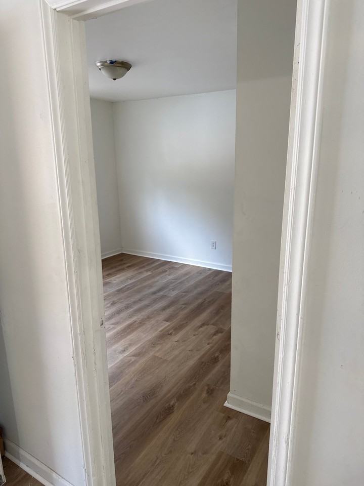 1326 N Frye Ave #I - Photo 6 of 6