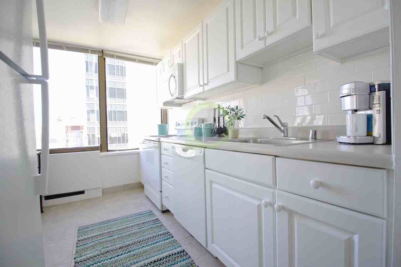 343 E Ontario St - Photo 3 of 20