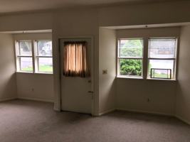 featured image of 471 New Paltz Rd #1