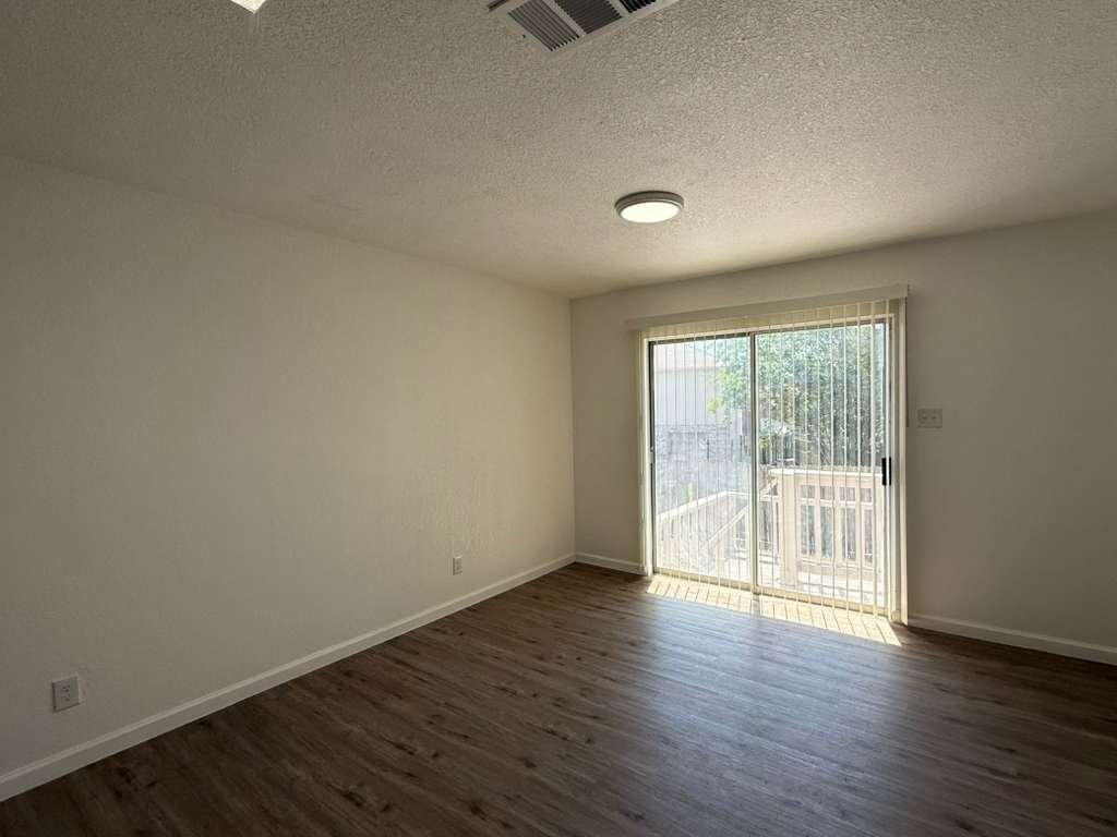 8206 Grimchester - Photo 6 of 12