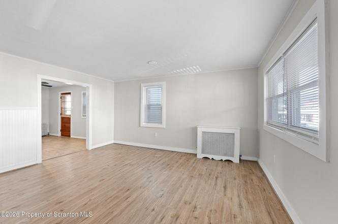 302 Vine St #304 - Photo 4 of 18