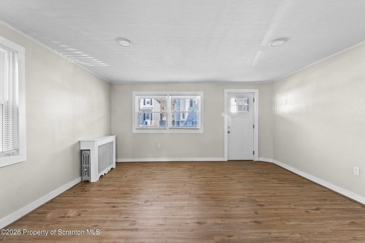 302 Vine St #304 - Photo 6 of 18