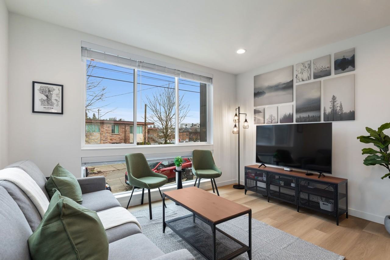 7510 43rd Ave S #C - Photo 6 of 19
