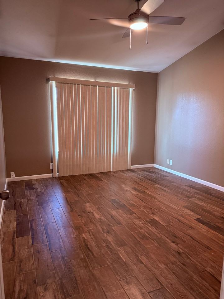 10243 W Reade Ave - Photo 6 of 17