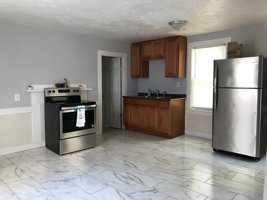 featured image of 27 Snell St