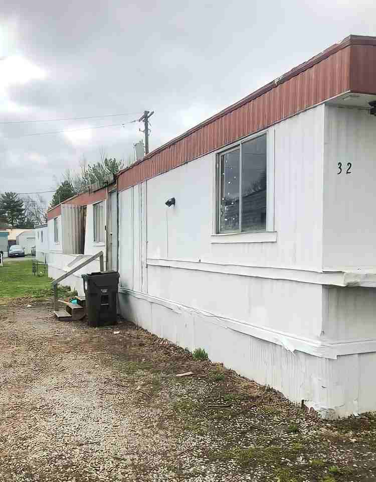 32 Mahoning Ave - Photo 2 of 3