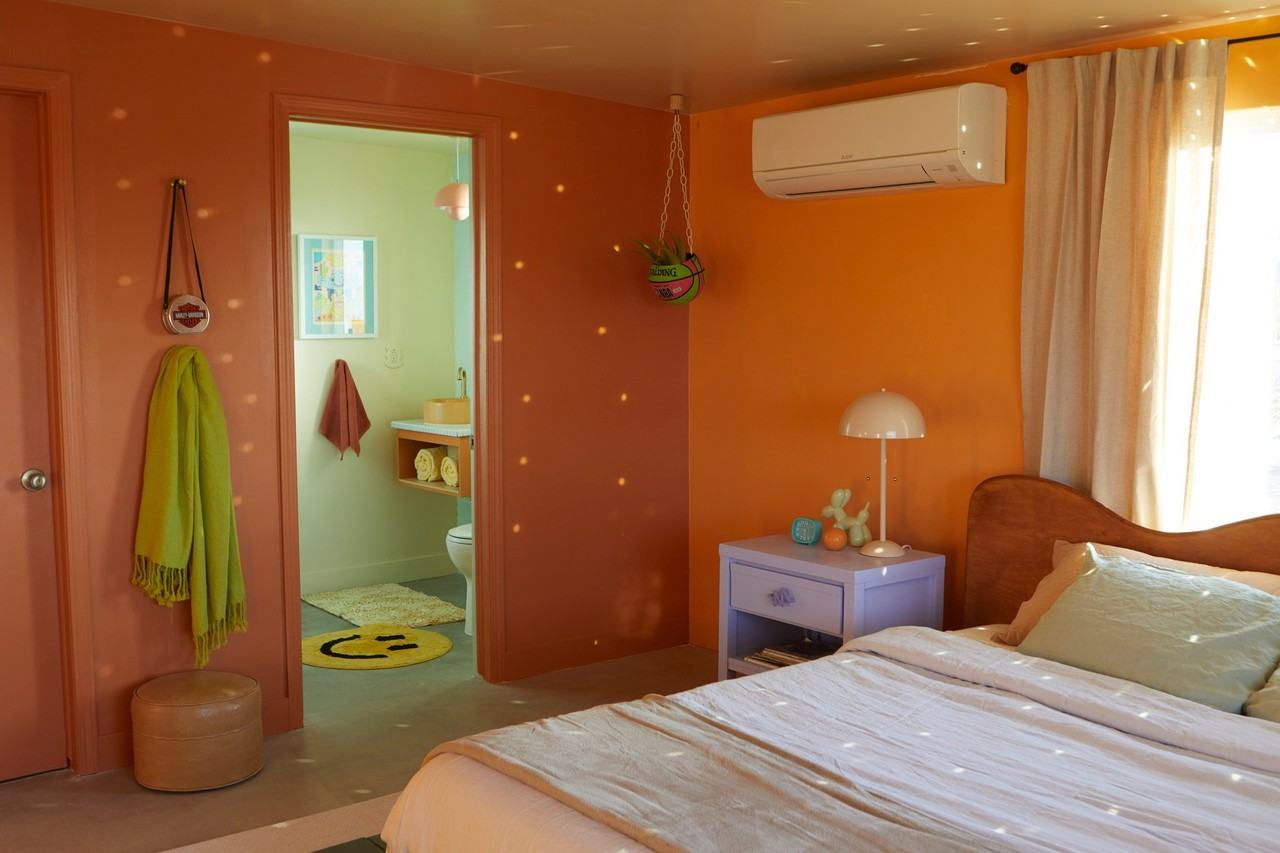 5555 N Howard Dr - Photo 2 of 3