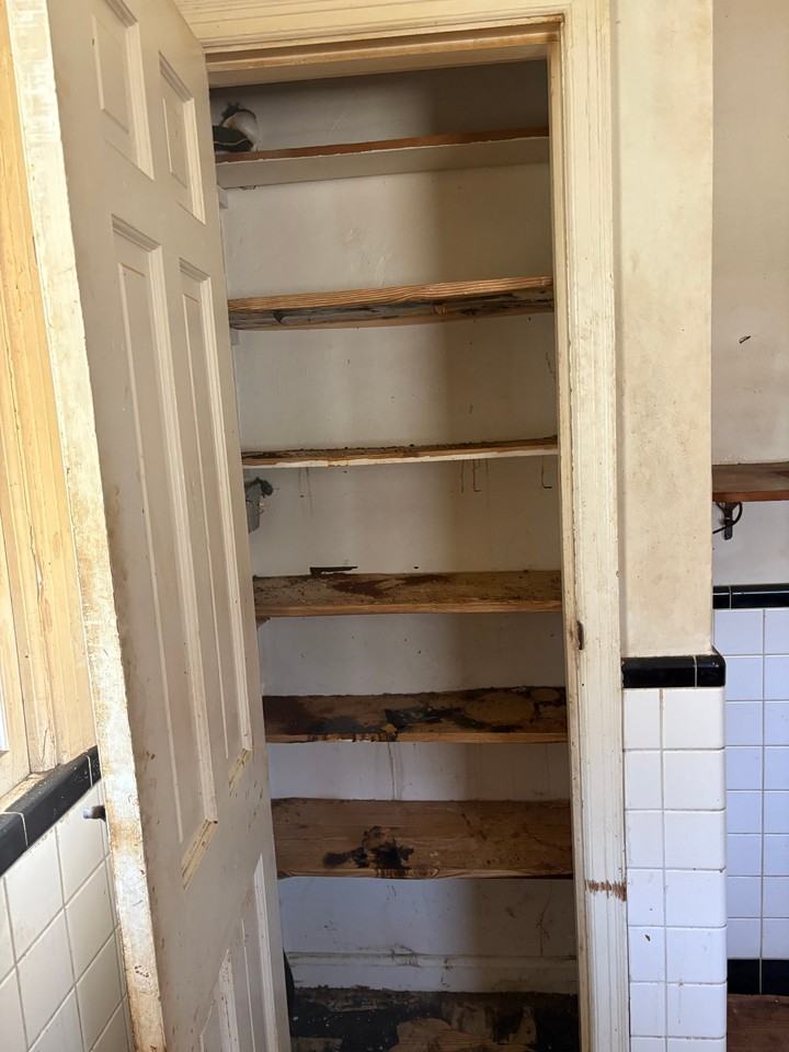 8565 Lowell St - Photo 2 of 14