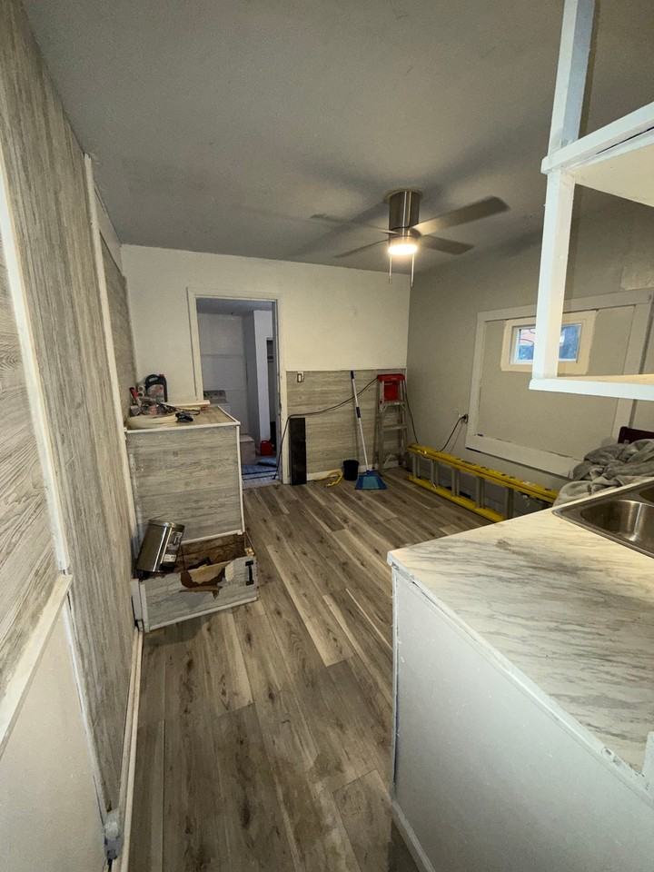 2621 Churchill Ave - Photo 2 of 4