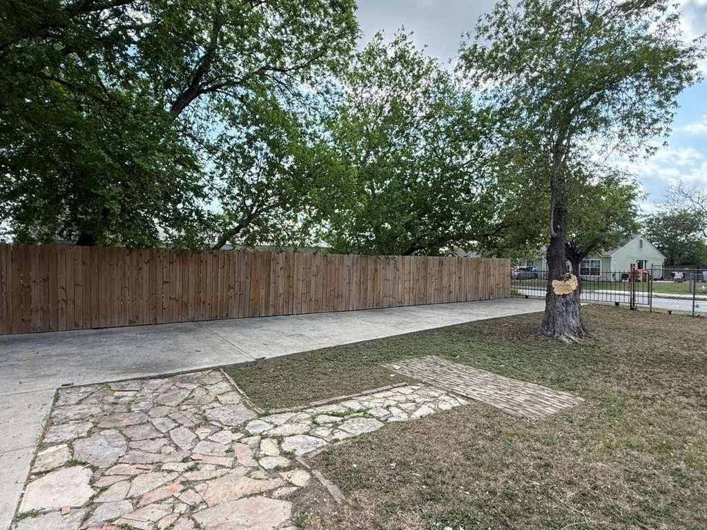 5542 Snow Fox St - Photo 7 of 8