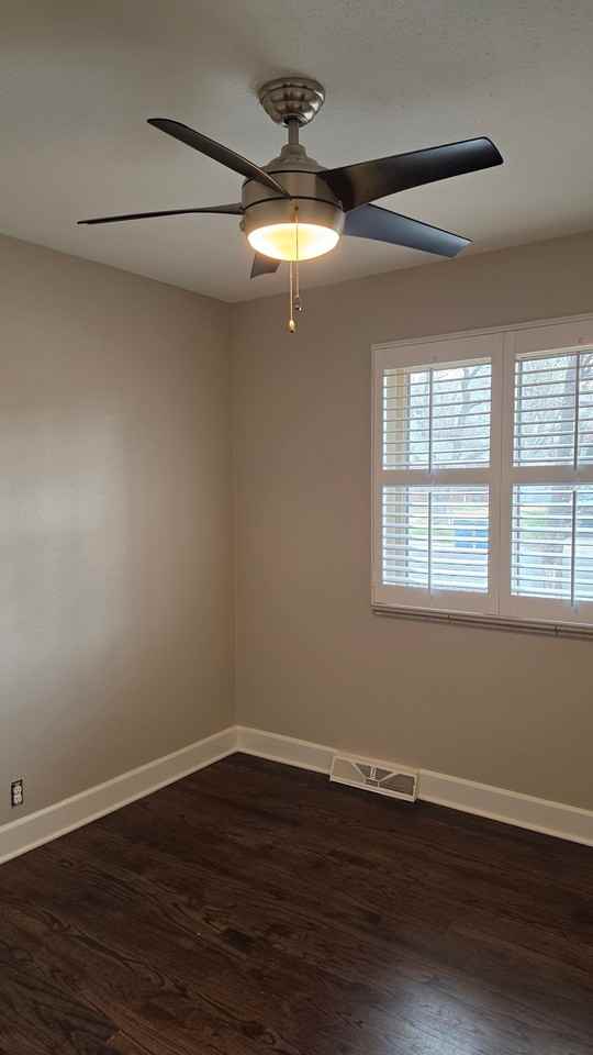 793 W Longview Ave - Photo 7 of 14