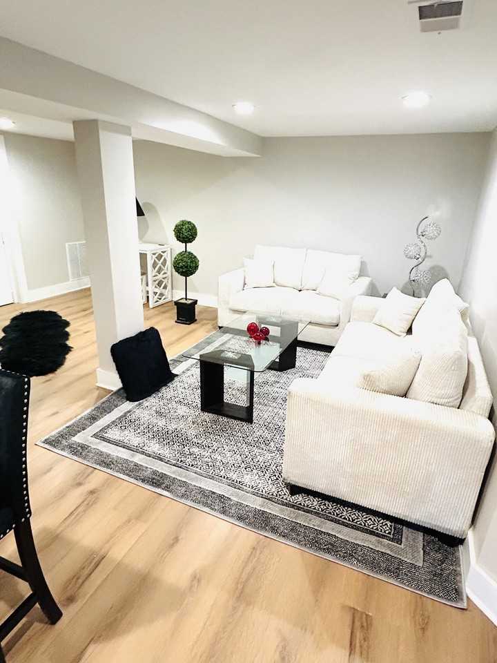 1516 Hamilton St Nw - Photo 2 of 10