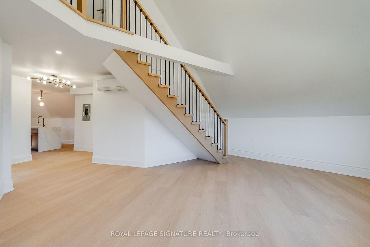 1 Bellwoods Park #3 - Photo 7 of 25