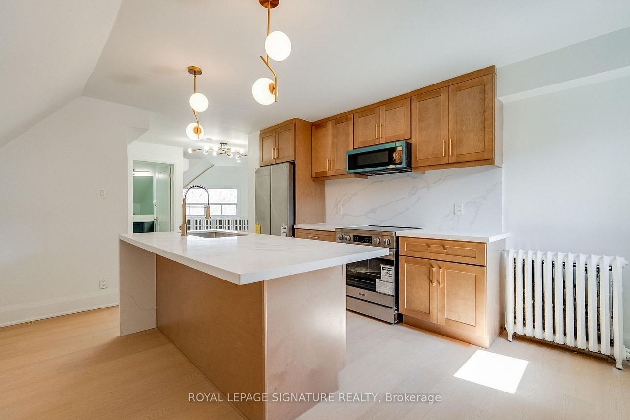 1 Bellwoods Park #3 - Photo 4 of 25