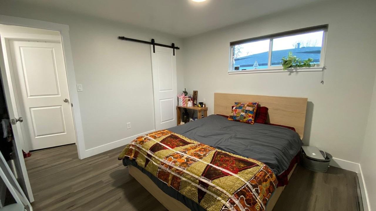 12863 E Park Lane Dr #A - Photo 6 of 11