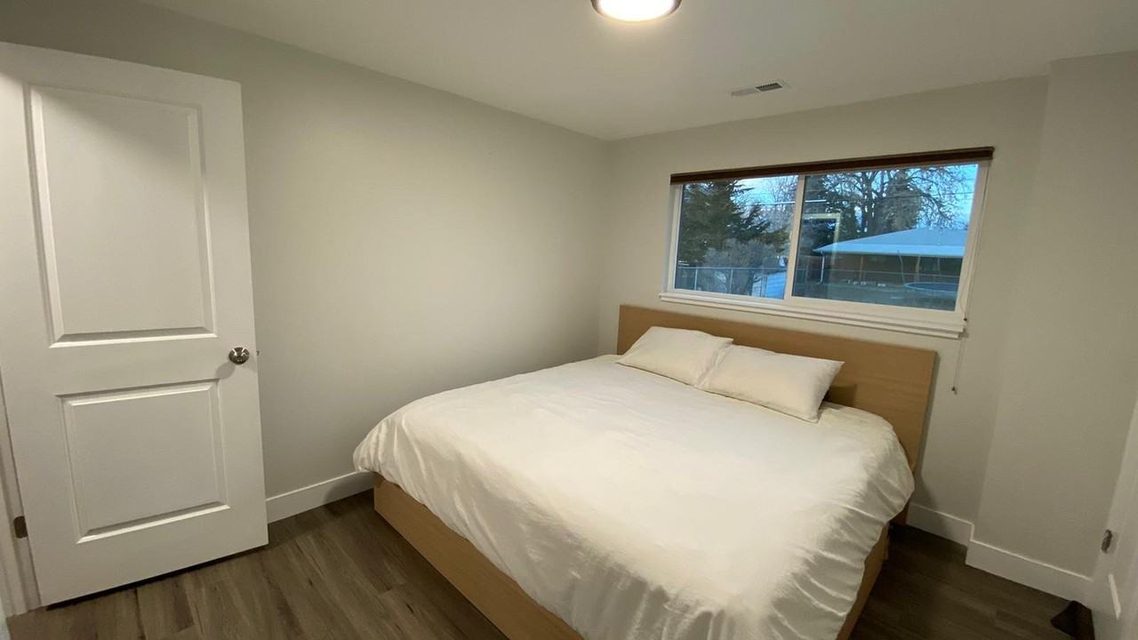 12863 E Park Lane Dr #A - Photo 7 of 11