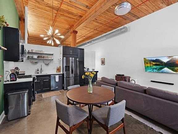 170 Boulevard Se #12 - Photo 5 of 18