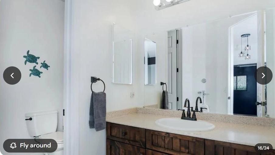 893 Hampshire Ave - Photo 5 of 19