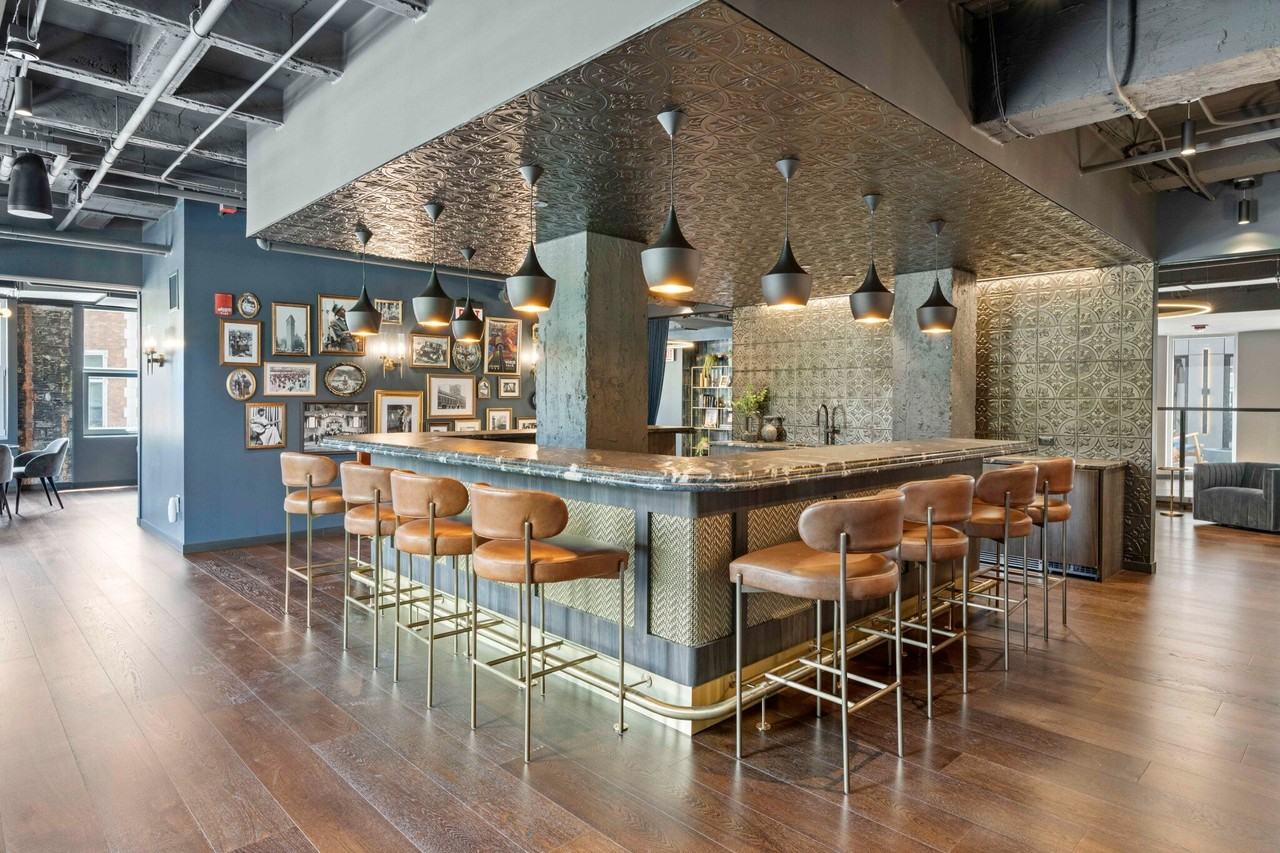 149 N Ashland Ave - Photo 7 of 16