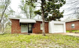 featured image of 1535 N Jackson Ave