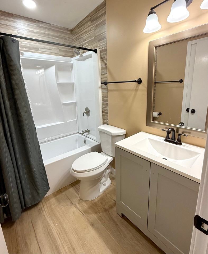 1535 N Jackson Ave - Photo 6 of 16