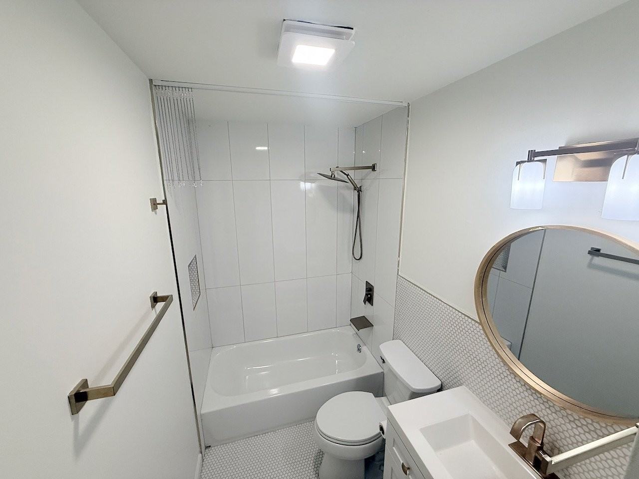 2605 Carr St #A - Photo 3 of 6