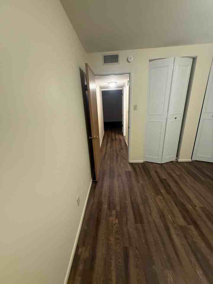 5401 Eichelberger 2D #2D - Photo 3 of 8