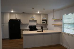 737 Hallvale Dr - Photo 1 of 1