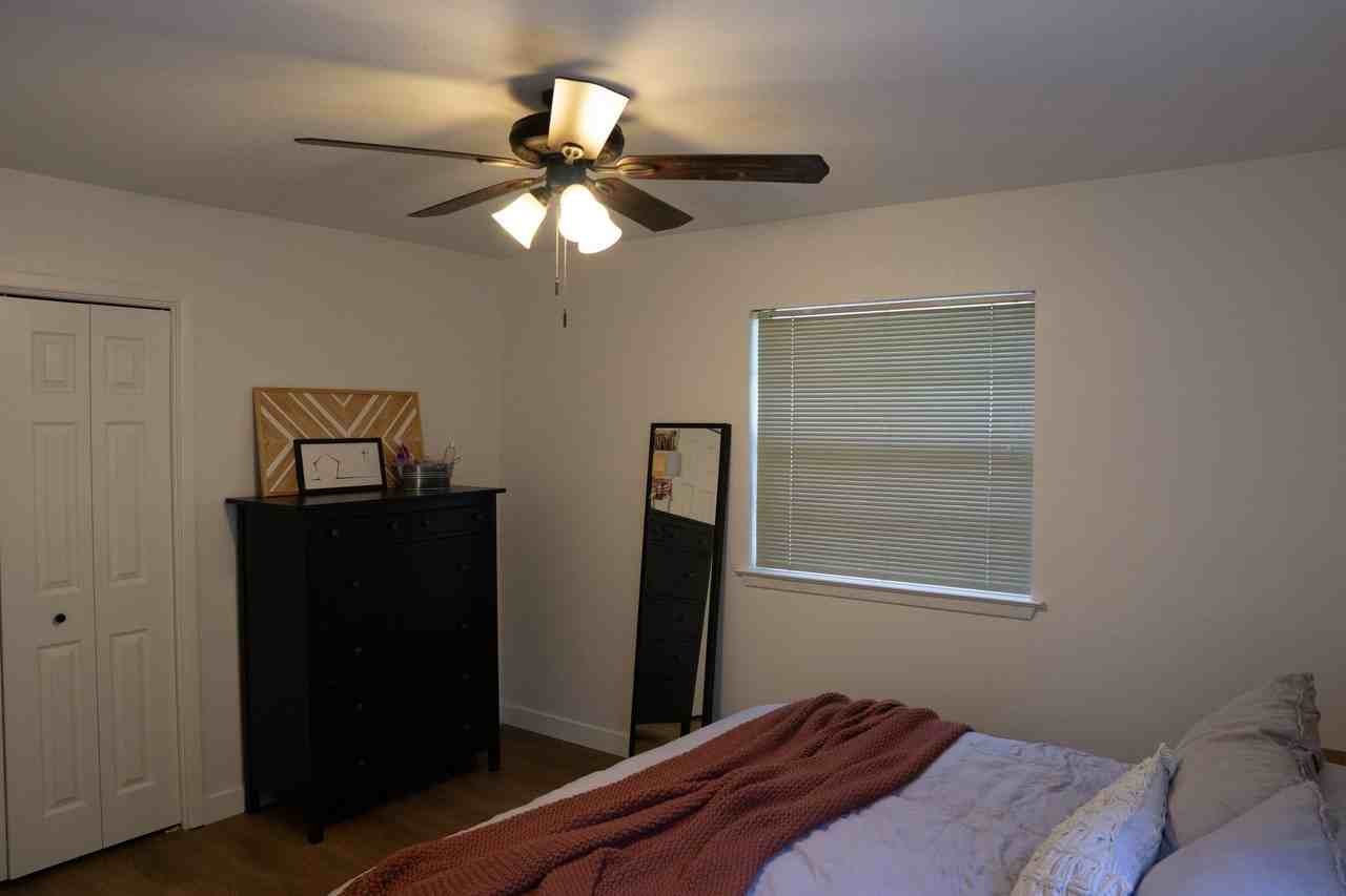 737 Hallvale Dr - Photo 7 of 16