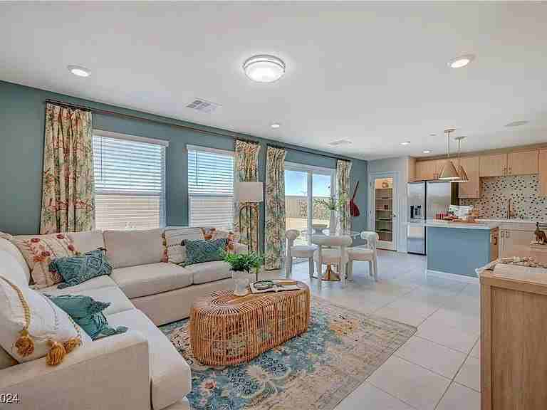 909 Cadence View Way - Photo 6 of 35