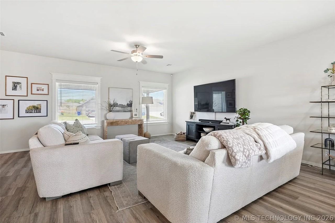 7412 E 89th Pl N - Photo 2 of 15