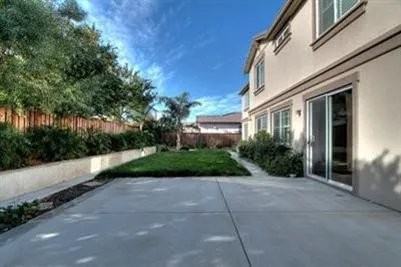 288 Anthony Ave - Photo 4 of 9