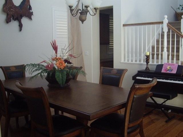 288 Anthony Ave - Photo 7 of 9