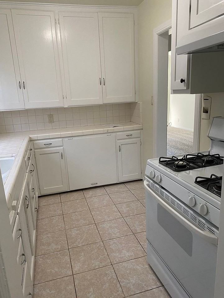 400 Jefferson St - Photo 7 of 10