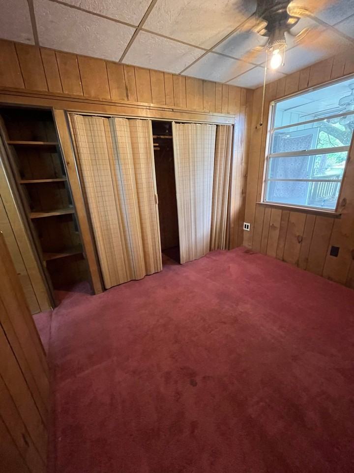 5670 Lauramore Rd - Photo 7 of 20