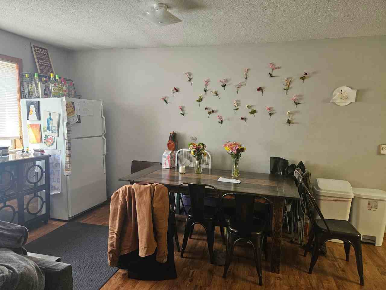 216 West Ave N #4 - Photo 3 of 8