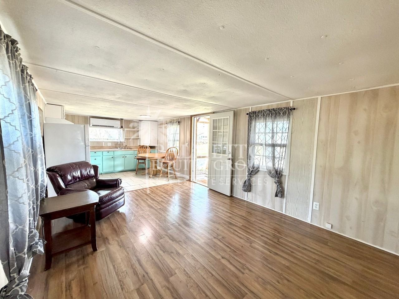 5258 Ferguson Rd #B - Photo 2 of 9