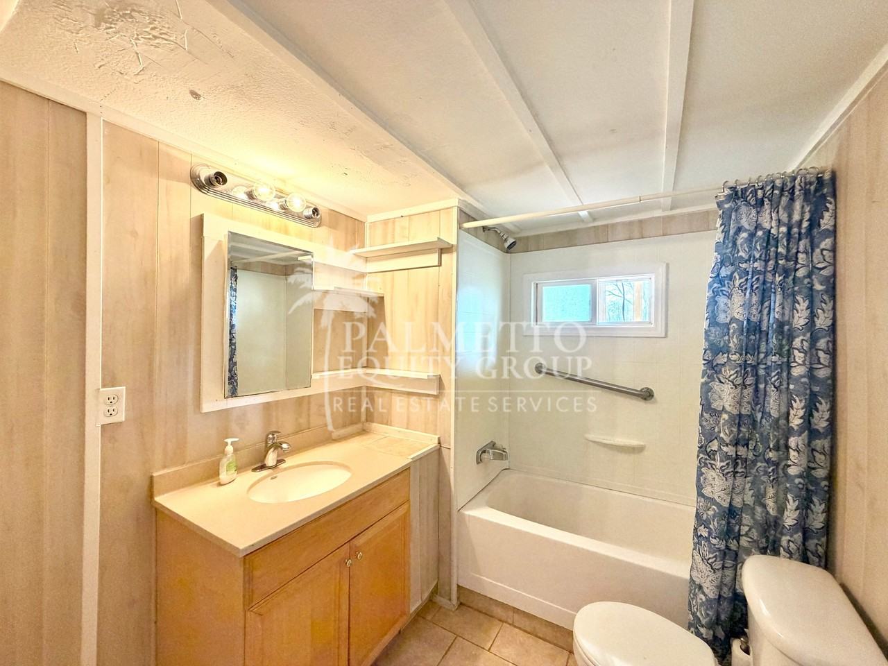 5258 Ferguson Rd #B - Photo 7 of 9