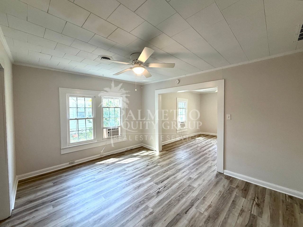 3414 Summit Ave - Photo 5 of 13